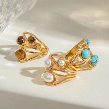 Claus Cat Eye Ring 18K