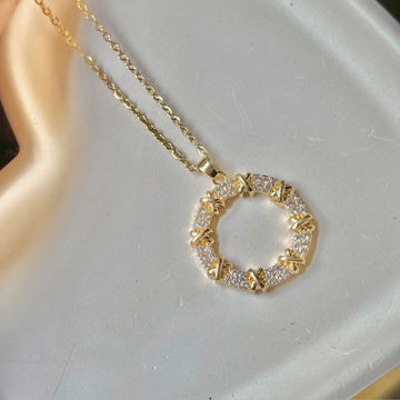 Cz Tiffany Halo Necklace -18K